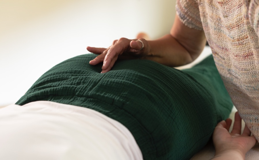 Körpertherapie-Sitzung in Aktion Caroline Dietrich
